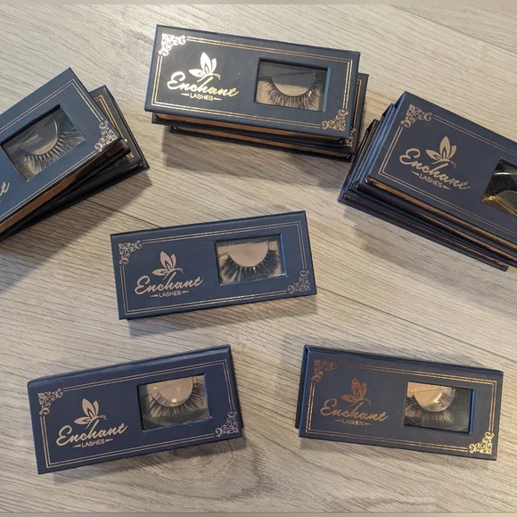 False lashes - Picture 2 of 2